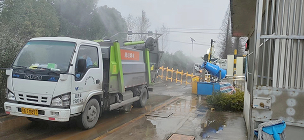 尊龙凯时集团：多措并举，，，，，，，确保防疫不松，，，，，，，生产不误