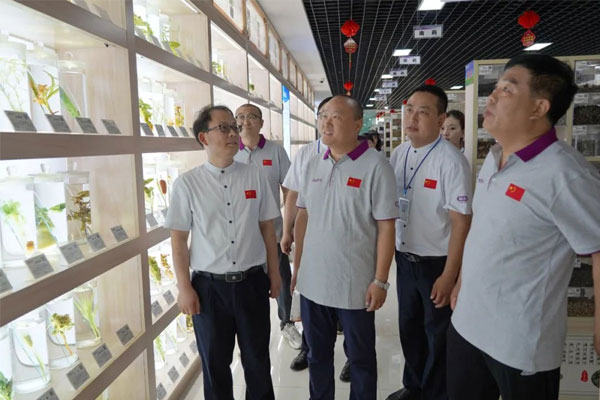 �ι�G22��弯����ҩ�걾չ����